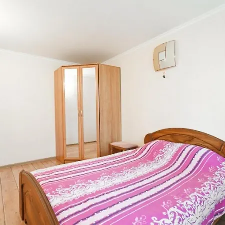 Apartament Rakovskaya On Nemiga Happyhome Mińsk