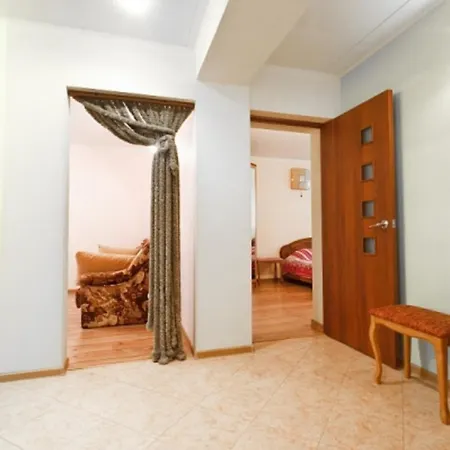 Apartament Rakovskaya On Nemiga Happyhome Mińsk